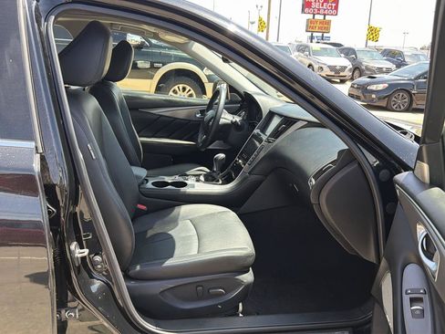 Used 2017 INFINITI Q50 3.0t Premium RWD image 22
