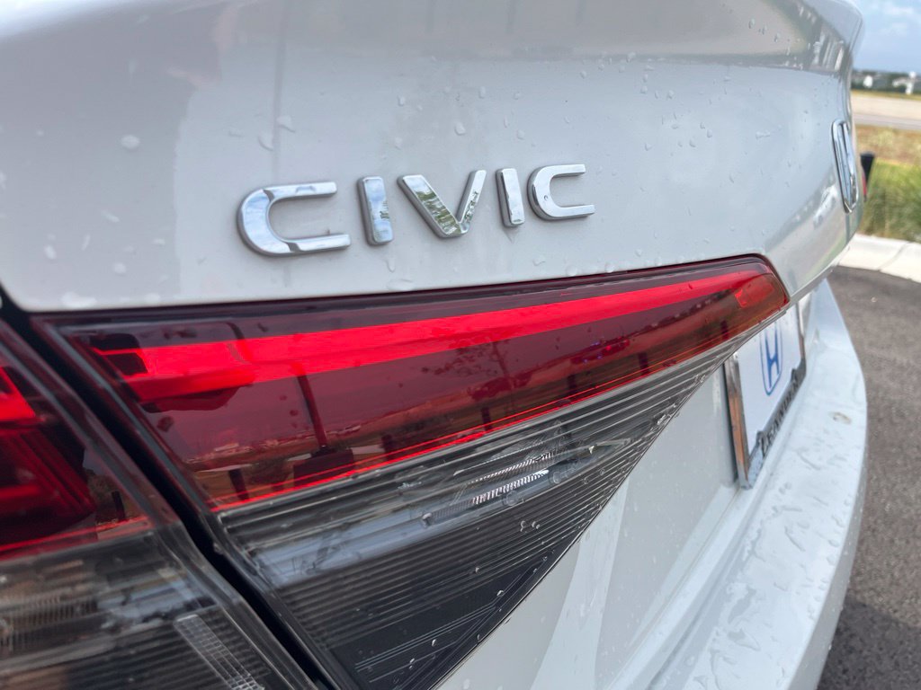 Used 2022 Honda Civic Sport image 8