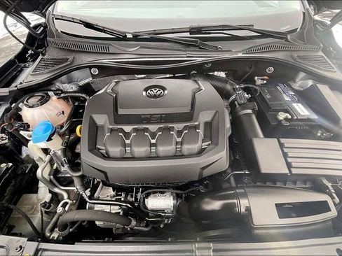 Used 2021 Volkswagen Passat 2.0T S image 10