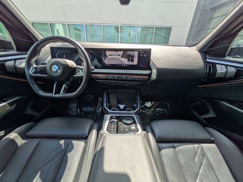 Used 2025 BMW X3 xDrive30i AWD/4WD image 15