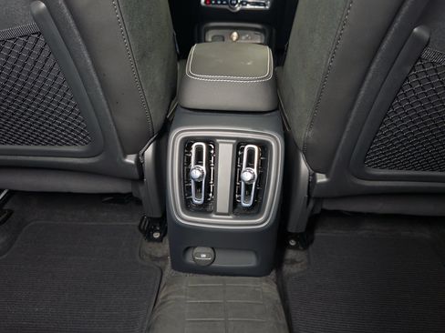 Used 2023 Volvo C40 P8 Recharge Plus AWD/4WD image 22