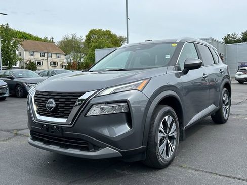 Certified 2023 Nissan Rogue SV w/ SV Premium B Package AWD/4WD image 5
