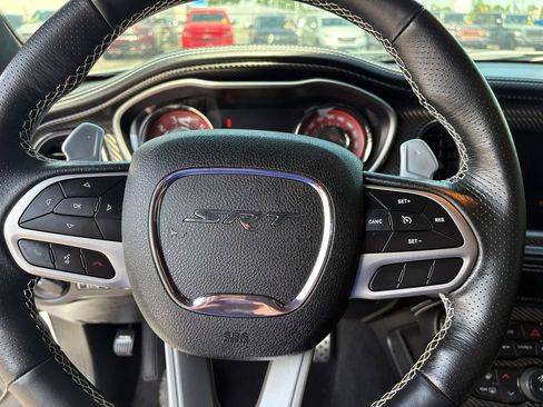 Used 2022 Dodge Challenger SRT Hellcat w/ Plus Package RWD image 16