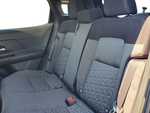 New 2025 Nissan Kicks SV image 21