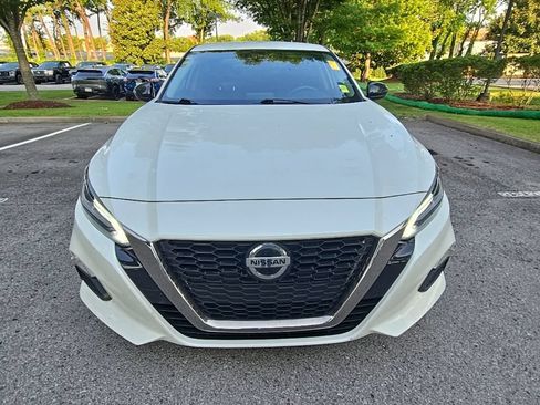 Certified 2022 Nissan Altima 2.5 SR FWD image 3