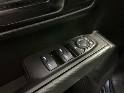 Used 2021 Chevrolet Silverado 1500 Custom Trail Boss AWD/4WD image 16