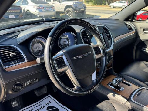 Used 2013 Chrysler 300 C image 14