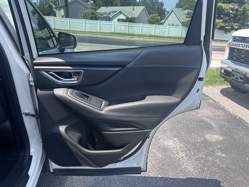 Used 2021 Subaru Forester Premium w/ Popular Package #1 AWD/4WD image 10