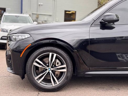 Used 2021 BMW X7 xDrive40i w/ M Sport Package AWD/4WD image 10