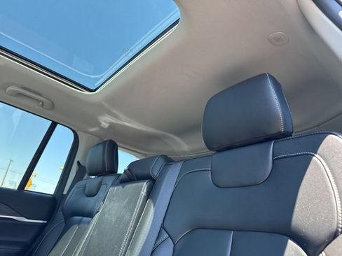Used 2022 Jeep Grand Cherokee Limited 4xe AWD/4WD image 6