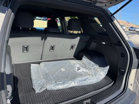 New 2026 GMC Terrain Elevation image 17