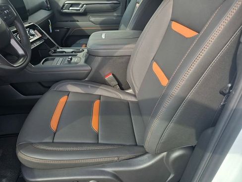 New 2026 GMC Sierra 2500 AT4 w/ AT4 Premium Plus Package image 17