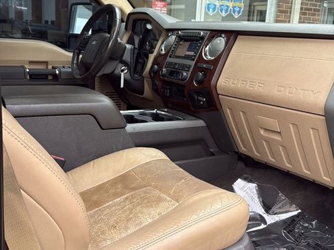 Used 2011 Ford F250 Lariat w/ Lariat Ultimate Pkg image 37