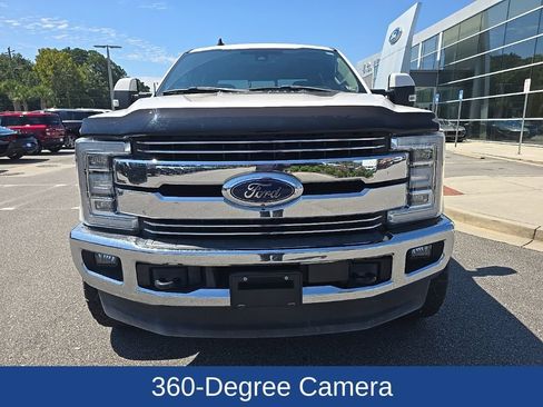 Used 2019 Ford F250 Lariat w/ Lariat Ultimate Package AWD/4WD image 3