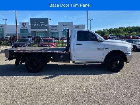 Used 2018 RAM 3500 Tradesman w/ Chrome Appearance Group AWD/4WD image 7