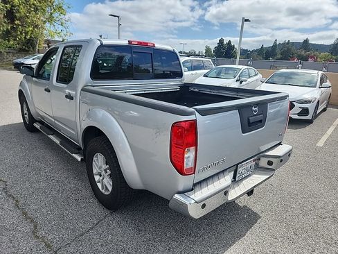 Used 2014 Nissan Frontier SV w/ SV Value Truck Package image 3