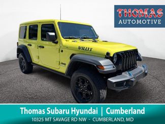 Used 2023 Jeep Wrangler Unlimited w/ Sun & Screen Package AWD/4WD video 1