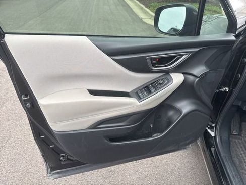 Used 2021 Subaru Forester image 8