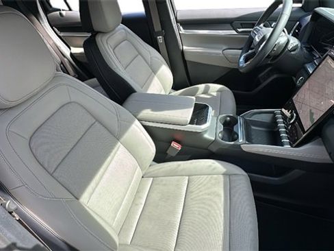 New 2026 GMC Terrain Elevation w/ Elevation Premium Package image 21