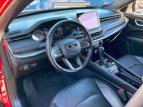 Used 2022 Jeep Compass Limited image 13