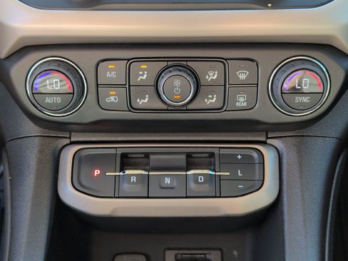 Certified 2023 GMC Acadia Denali FWD image 23