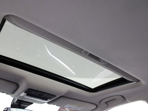 Certified 2021 Nissan Altima 2.5 SL image 23