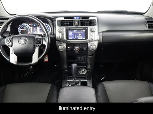 Used 2018 Toyota 4Runner SR5 Premium AWD/4WD image 13