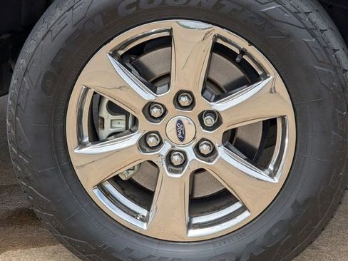 Used 2020 Ford F150 XLT w/ Equipment Group 302A Luxury RWD image 11