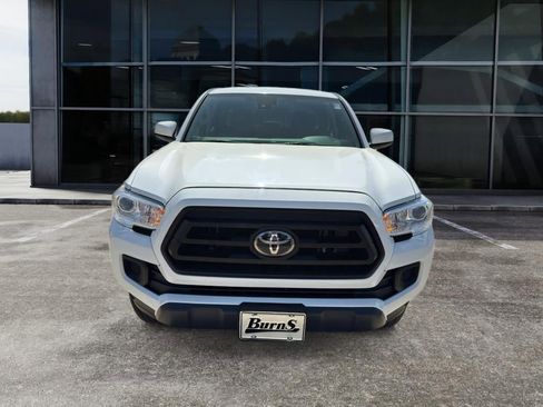 Used 2023 Toyota Tacoma SR w/ SR Convenience Package image 2