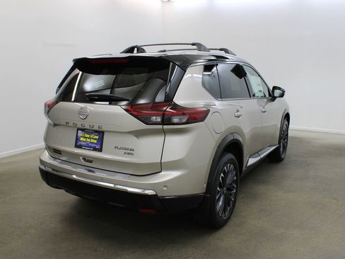 New 2026 Nissan Rogue Platinum w/ Platinum Premium Package AWD/4WD image 5