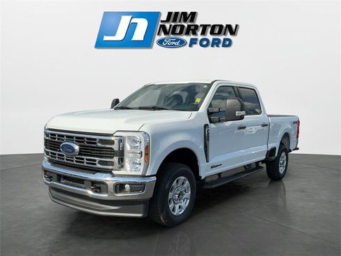 Used 2024 Ford F250 XLT image 7