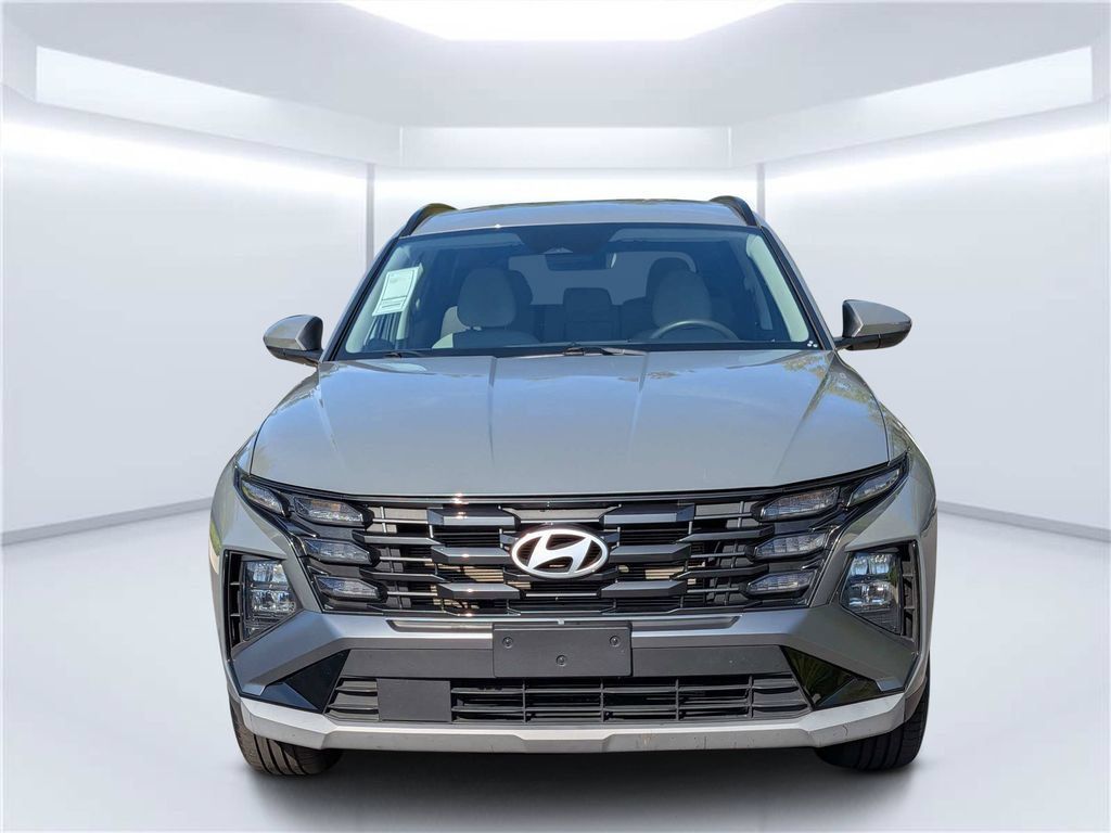 Certified 2025 Hyundai Tucson SEL AWD/4WD image 9