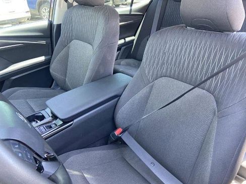 Used 2025 Toyota Camry LE FWD image 14
