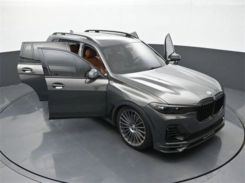 Used 2021 BMW ALPINA XB7 image 30