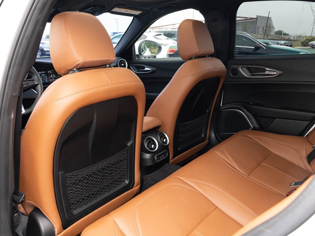 Used 2022 Alfa Romeo Giulia Ti w/ Active Assist Plus Package RWD image 41