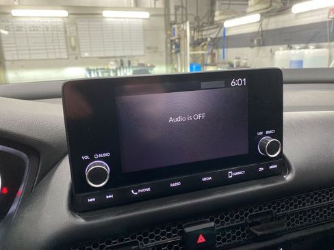 Certified 2023 Honda HR-V Sport image 24