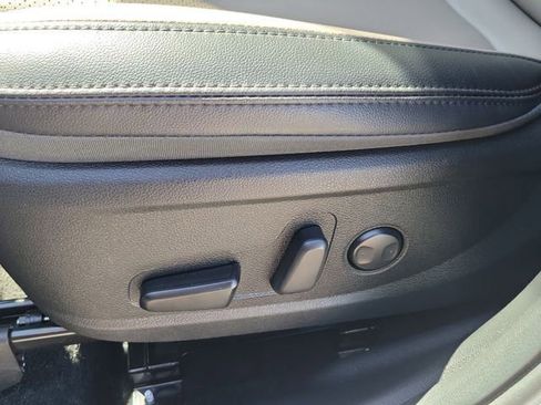 Certified 2023 Hyundai Santa Fe SEL Premium image 17