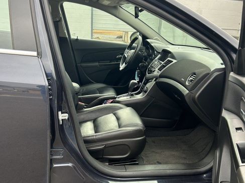 Used 2014 Chevrolet Cruze LT w/ RS Package FWD image 23