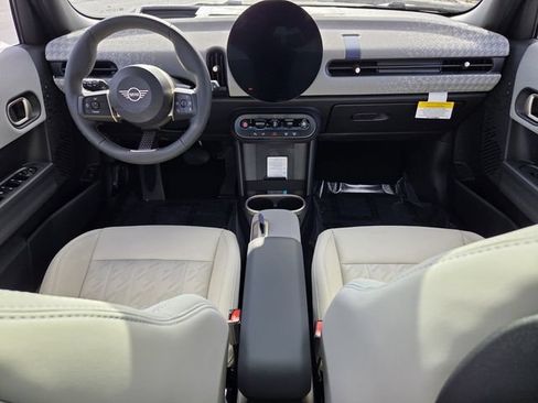 New 2026 MINI Cooper 4-Door Hardtop FWD image 13