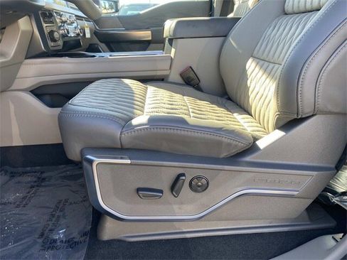 New 2026 Ford F250 Platinum w/ Platinum Plus Package image 35