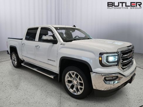 Used 2018 GMC Sierra 1500 SLT image 3
