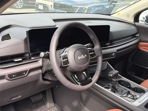 New 2026 Kia Carnival EX FWD image 20