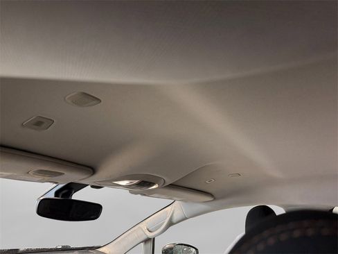 Used 2018 Chrysler Pacifica Touring Plus image 23