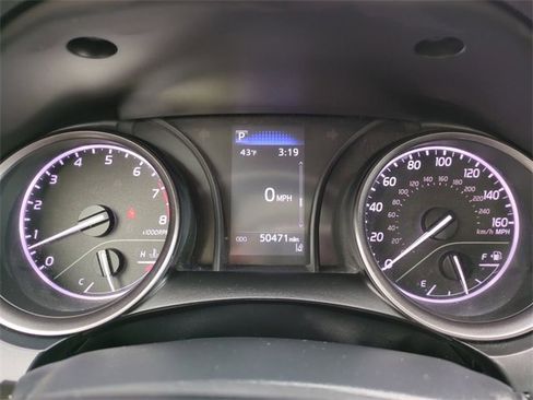 Used 2023 Toyota Camry SE image 24