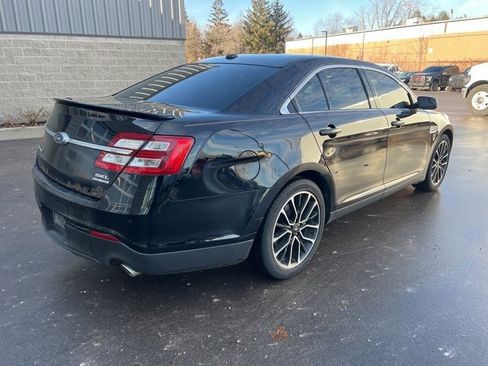 Used 2017 Ford Taurus SEL w/ Equipment Group 201A image 5