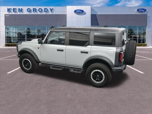 Used 2023 Ford Bronco Badlands AWD/4WD image 16