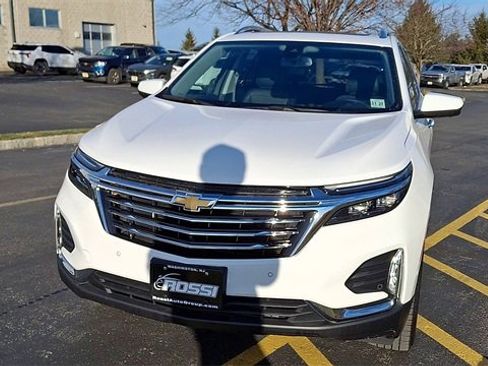 Certified 2023 Chevrolet Equinox Premier image 3