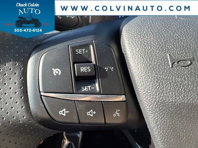 Used 2025 Ford Escape ST-Line Select AWD/4WD image 18