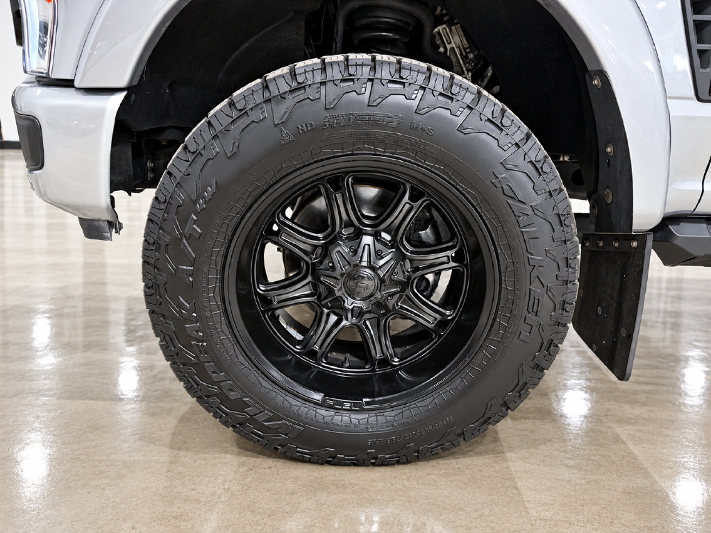 Used 2023 Ford F350 Lariat w/ Lariat Ultimate Package AWD/4WD image 13
