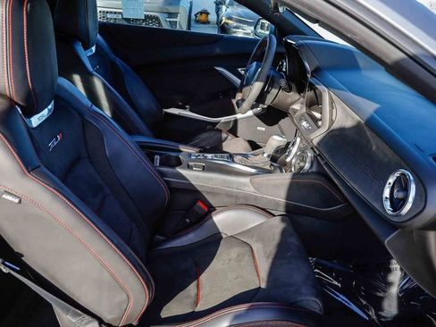 Used 2022 Chevrolet Camaro ZL1 image 19